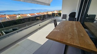 Apartma z odprtim pogledom na morje - Malinska