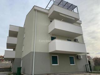 Opremljen apartma v Novalji, otok Pag