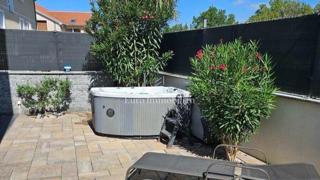 Dvosobno stanovanje s teraso in vrtom, Dramalj