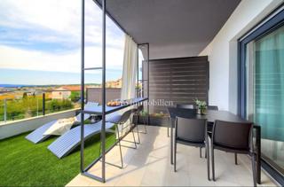  Grad Krk, opremljeno stanovanje v pritličju