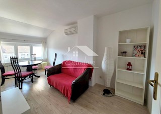 Stanovanje Maksimir (Ožegovićeva), 39 m², 2-sobno
