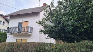 Samostojna hiša v srcu Mlinov – mir, narava in bližina mestnega središča