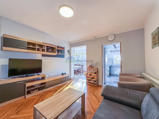 Prostran stan s pogledom na morje, Poreč 4,5 km