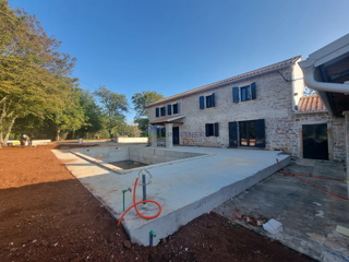 Čudovita stancija v bližini Barbana