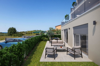 Istra, Poreč, sodobno stanovanje z vrtom