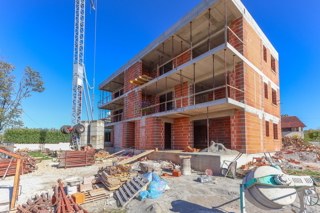 Stanovanje z vrtom 400 m2, Poreč