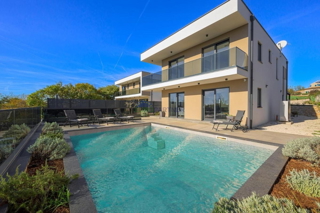 Istra, Kanfanar, luksuzna vila z bazenom