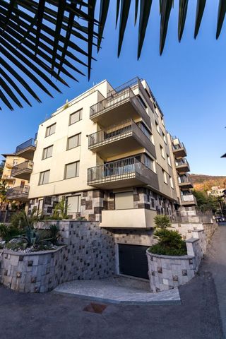 Hiša Opatija - Centar, Opatija, 2.200m2