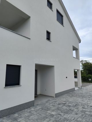 Hiša Rasopasno, Dobrinj, 210m2