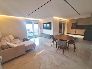 Stanovanje Malinska, Malinska-Dubašnica, 70m2