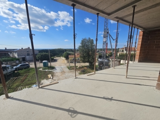 Novogradnja, stanovanje v 1. nadstropju - dvigalo!