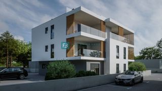 VODICE, novogradnja, pritličje, vrt 50 m2, 650 m do plaže
