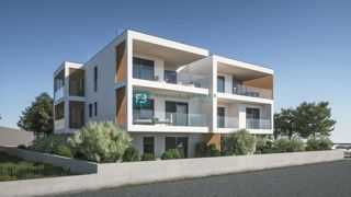 VODICE, novogradnja, pritličje, moderno stanovanje, 650 m do plaže