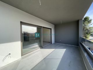 SRIMA, novo, 300 m od plaže, pogled na morje, 3 spalnice, 2 parkirni mesti