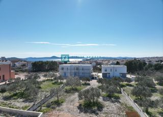 VODICE, novogradnja, penthouse, 2. nadstropje, pogled na morje, 3 ss