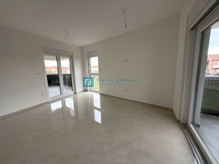 VODICE, novogradnja, takoj vseljivo, 2. nadstropje, terasa, mirna lokacija