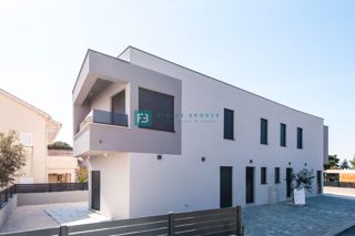 Hiša Žaborić, Šibenik - Okolica, 111,40m2