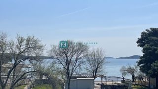 VODICE, novogradnja, luksuzno stanovanje, 70 m od plaže, pogled na morje, 3 spalnice