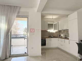 VODICE, novo, moderno opremljeno stanovanje, 1. nadstropje, blizu centra, 2 spalnici