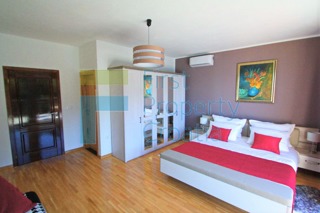 KO1626 – Vila prvi red do mora na divnoj lokaciji, Korčula, na prodaju