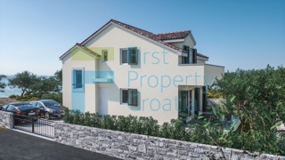 SI1533 - Kuća u mirnom ozračju, okolica Šibenika, na prodaju