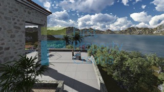 BR1489 - Dvije vile na velikim parcelama u uvali, Brač, na prodaju