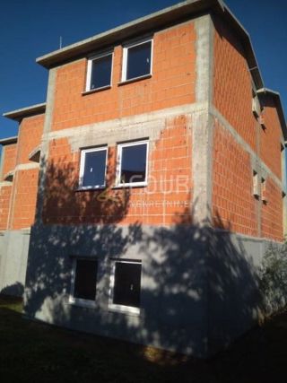 Hiša Malinska, Malinska-Dubašnica, 315m2