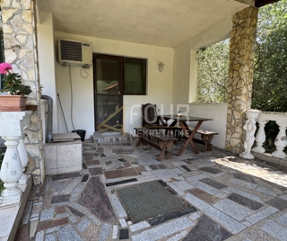 Hiša Vrbnik, 115m2