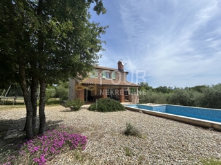 Hiša Risika, Vrbnik, 200m2
