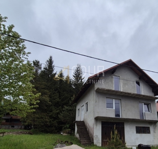 Hiša Mrkopalj, 253m2