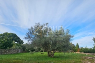 Zemljišče Malinska, Malinska-Dubašnica, 689m2