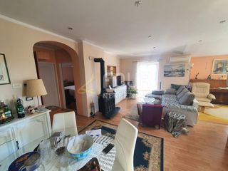 Stanovanje Premantura, Medulin, 85m2
