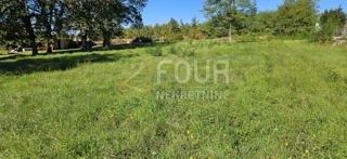 Zemljišče Višnjan, 1.350m2