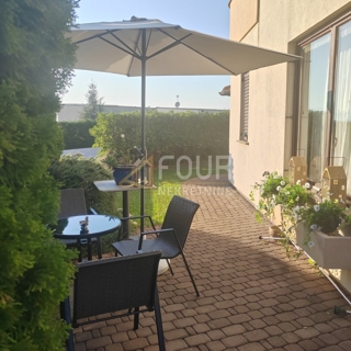 Stanovanje Malinska, Malinska-Dubašnica, 71,40m2