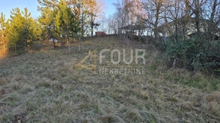 Zemljišče Klana, 828m2