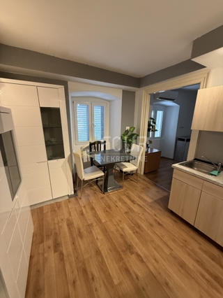 Stanovanje Centar, Rijeka, 53,07m2