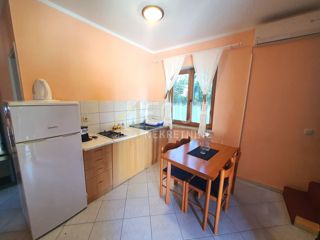Stanovanje Premantura, Medulin, 85m2