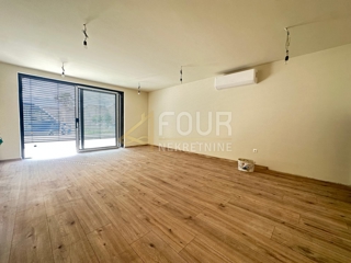 Stanovanje Poreč, 57,10m2