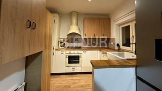 Hiša Ravna Gora, 230m2