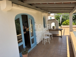 Stanovanje Banjol, Rab, 65,95m2
