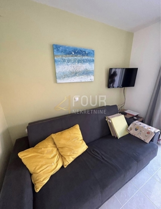 Stanovanje Ravni, Raša, 35,60m2