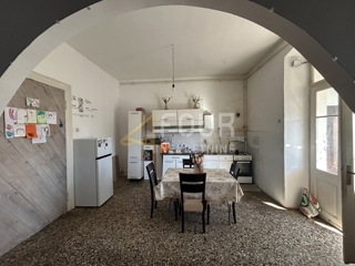 Stanovanje Centar, Pula, 114,50m2