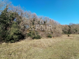 Zemljišče Valtura, Ližnjan, 3.376m2