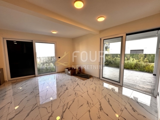 Stanovanje Pobri, Opatija - Okolica, 102,61m2