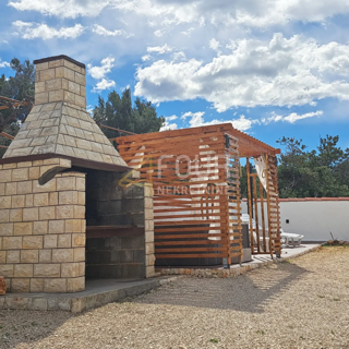 Hiša Ražanac, 180m2