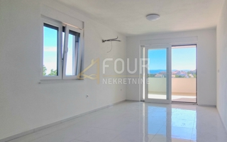 Stanovanje Novi Vinodolski, 67,52m2