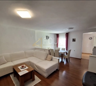 Hiša Kostrena, 130m2