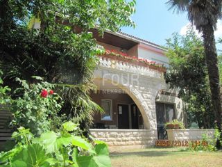 Stanovanje Centar, Pula, 70m2