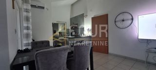 Stanovanje Pakoštane, 61,83m2