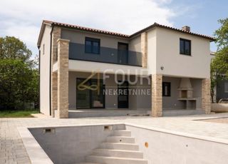 Hiša Raša, 150m2